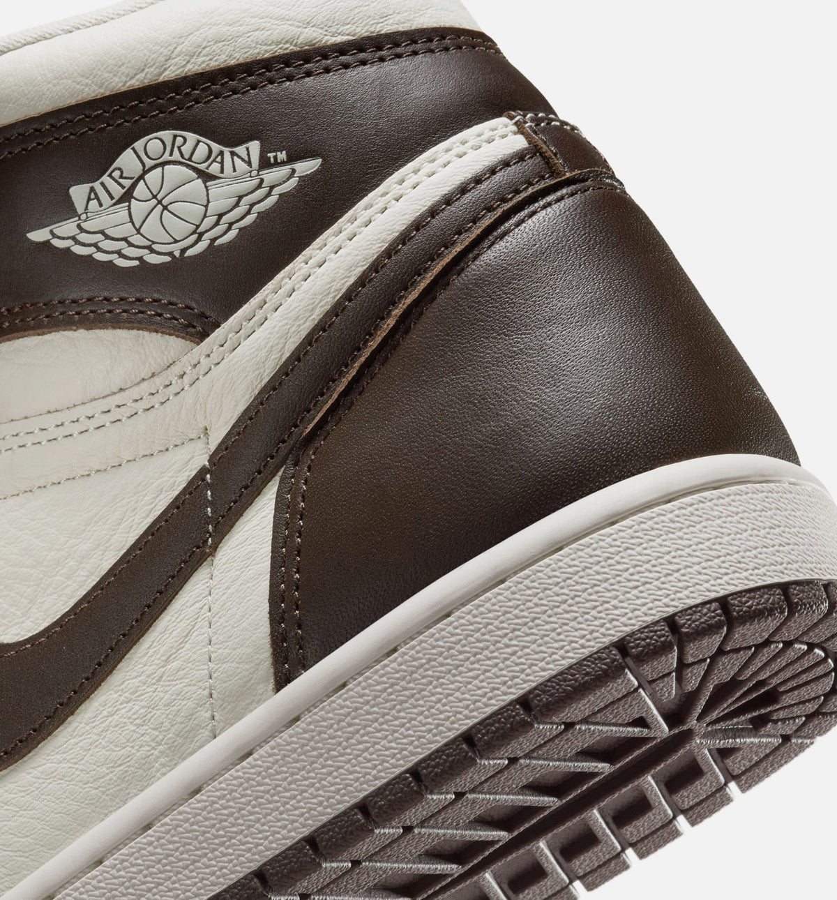 Air Jordan 1 Retro High OG Women's Sneakers - Baroque Brown/Light Madder Root/Sail